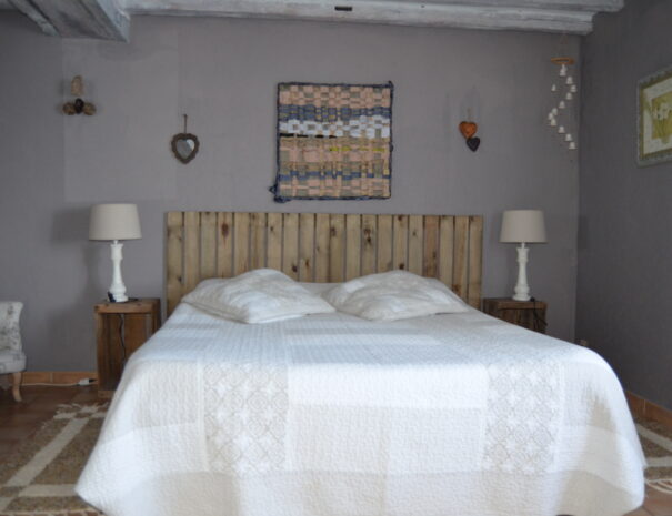 Chambres hôtes Chaumont sur Loire, chambre Verdier vue lit 160